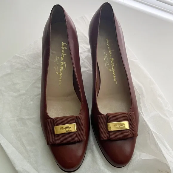 Salvatore Ferragamo Small Chunky Heels Sz 8